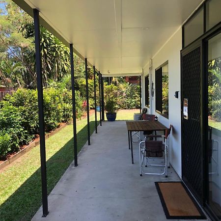 The Red Sparrow 2 Villa Cairns Bagian luar foto
